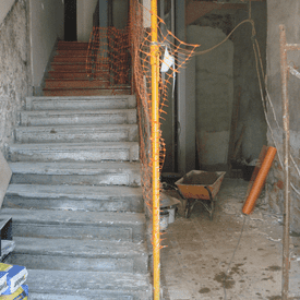 Construcciones Lanza escalera 2 antes